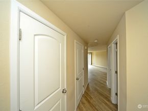 9815 Holly Drive A103, Everett WA 98204