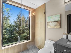 1128 31st Avenue S, Seattle WA 98144