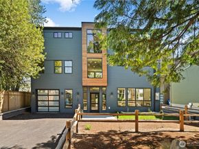 1128 31st Avenue S, Seattle WA 98144