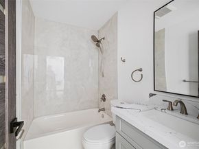 9739 57th Avenue S, Seattle WA 98118