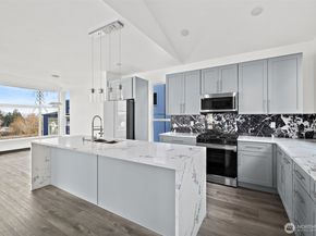 9739 57th Avenue S, Seattle WA 98118