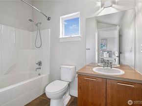 3241 SW Raymond St, Seattle WA 98126