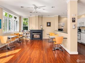 2414 1st Ave 709, Seattle WA 98121