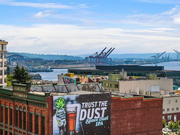 2414 1st Ave 709, Seattle WA 98121