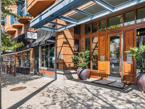 2414 1st Ave 709, Seattle WA 98121
