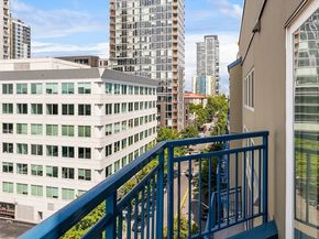 2414 1st Ave 709, Seattle WA 98121