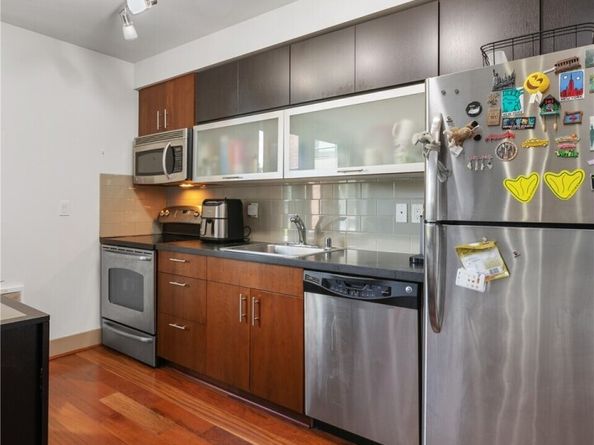 4547 8th Avenue NE 308, Seattle WA 98105