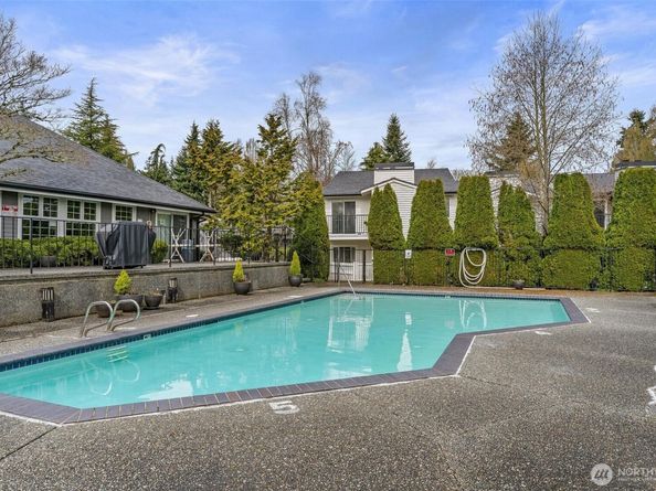 15415 35th Avenue W F105, Lynnwood WA 98087