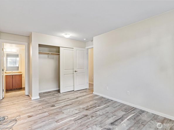 15415 35th Avenue W F105, Lynnwood WA 98087