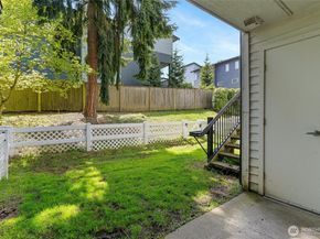 15415 35th Avenue W F105, Lynnwood WA 98087