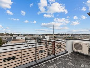 11234 Corliss Avenue NE, Seattle WA 98133