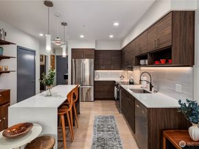 11903 NE 128th Street 520, Kirkland WA 98034