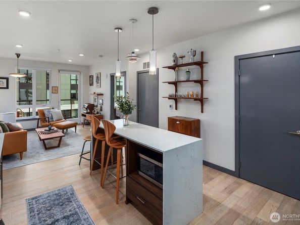 11903 NE 128th Street 520, Kirkland WA 98034