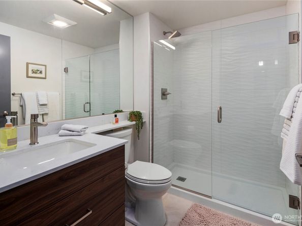 11903 NE 128th Street 520, Kirkland WA 98034