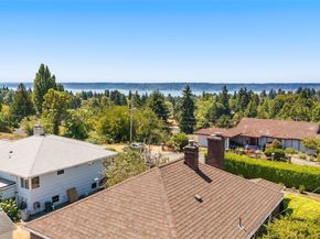 10758 22nd Avenue SW, Seattle WA 98146