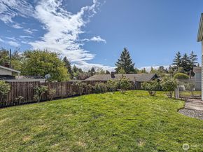 10758 22nd Avenue SW, Seattle WA 98146