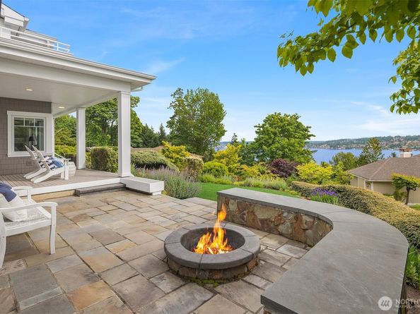 7934 Lake View Lane, Mercer Island WA 98040