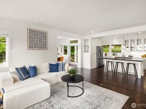 7934 Lake View Lane, Mercer Island WA 98040