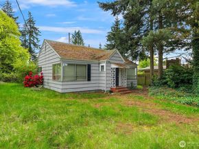 15278 6th Avenue NE, Shoreline WA 98155