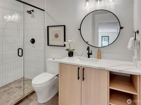 6950 SE Maker Street, Mercer Island WA 98040