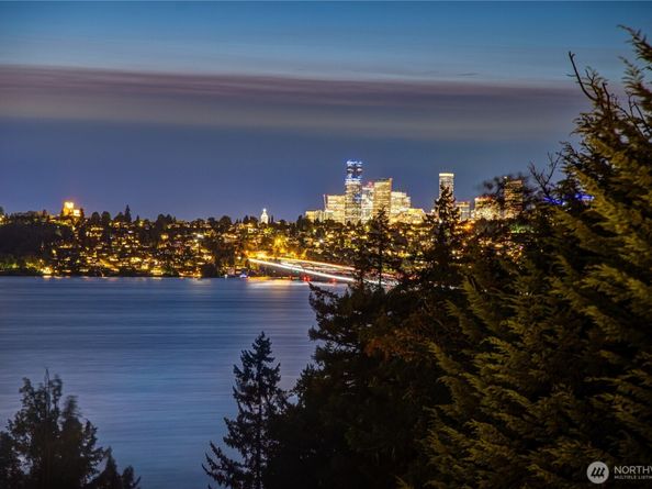 6950 SE Maker Street, Mercer Island WA 98040