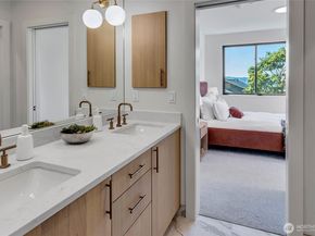 6950 SE Maker Street, Mercer Island WA 98040