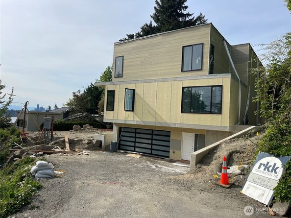 6950 SE Maker Street, Mercer Island WA 98040