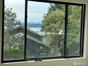 6950 SE Maker Street, Mercer Island WA 98040