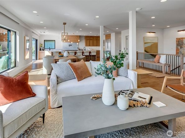 6950 SE Maker Street, Mercer Island WA 98040