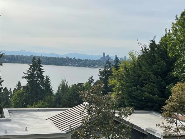 6950 SE Maker Street, Mercer Island WA 98040