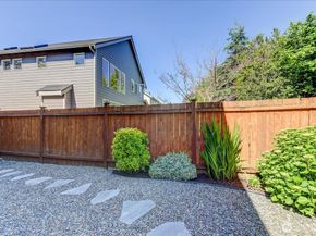907 196th Place SW, Lynnwood WA 98036