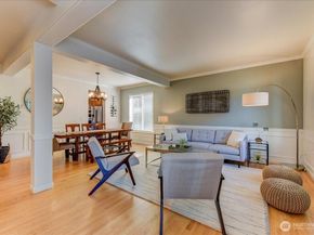 907 196th Place SW, Lynnwood WA 98036