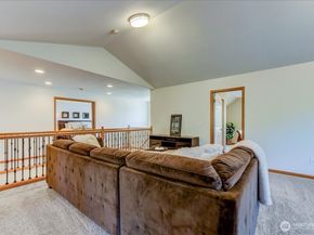 907 196th Place SW, Lynnwood WA 98036