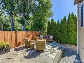 907 196th Place SW, Lynnwood WA 98036