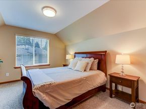907 196th Place SW, Lynnwood WA 98036
