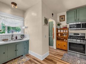 13946 51st Avenue S, Tukwila WA 98168