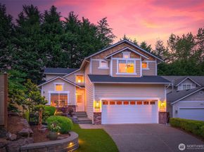 10820 NE 144th Court, Kirkland WA 98034