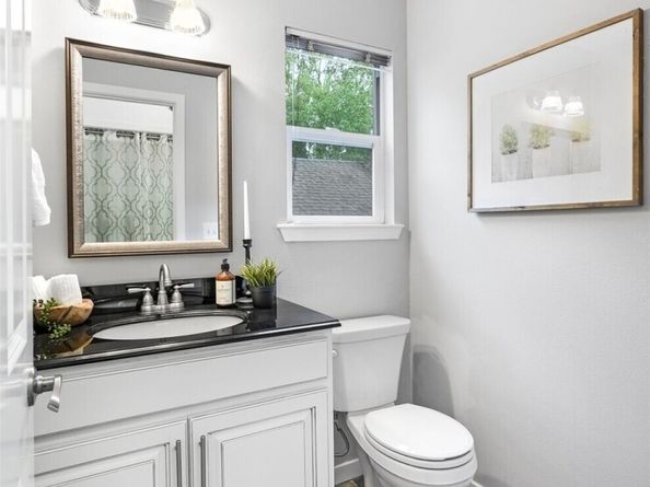 10820 NE 144th Court, Kirkland WA 98034