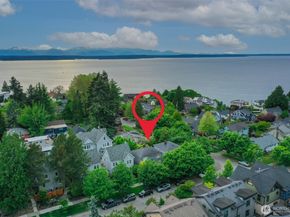 1505 44th Avenue SW, Seattle WA 98116