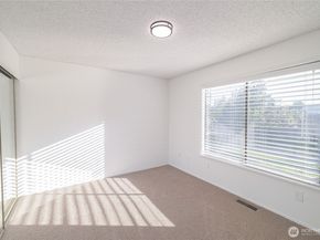10713 Glen Acres Drive S, Seattle WA 98168