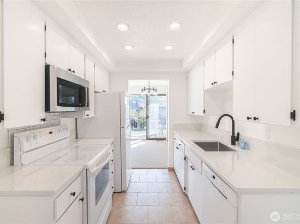 10713 Glen Acres Drive S, Seattle WA 98168