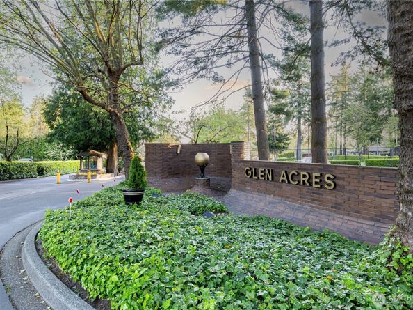 10713 Glen Acres Drive S, Seattle WA 98168