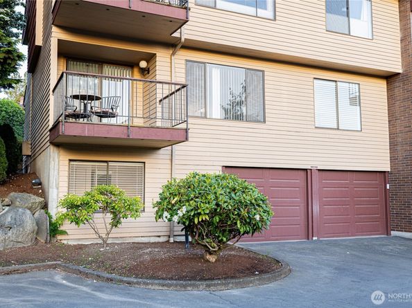 10713 Glen Acres Drive S, Seattle WA 98168