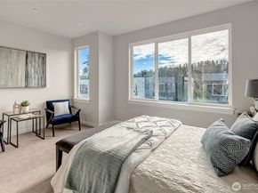 8904 NE 173rd Place C, Bothell WA 98011