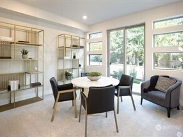 962 Dove Tail Lane NW 3, Bainbridge Island WA 98110