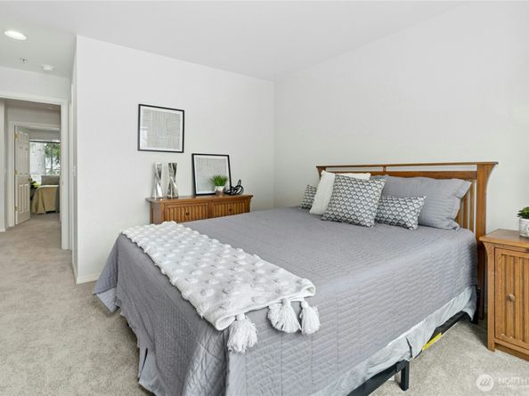 11821 NE 162nd Court, Bothell WA 98011