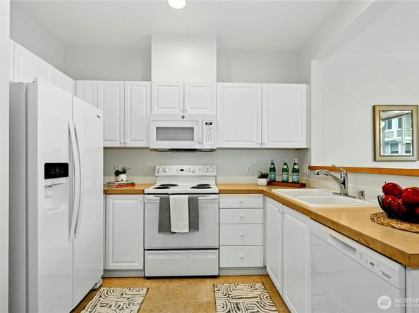 11821 NE 162nd Court, Bothell WA 98011