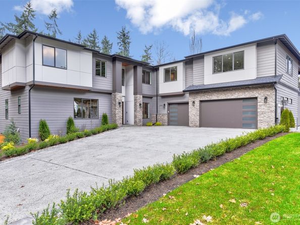 3204 116th Avenue NE, Bellevue WA 98004