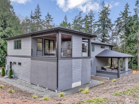 3204 116th Avenue NE, Bellevue WA 98004