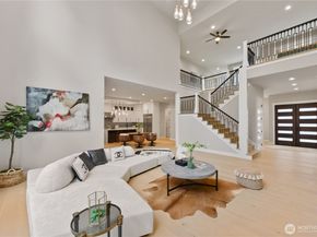 3204 116th Avenue NE, Bellevue WA 98004